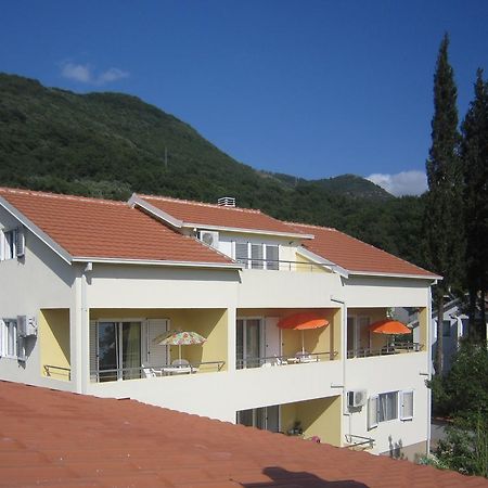 Apartments Viktoria Τίβατ Εξωτερικό φωτογραφία