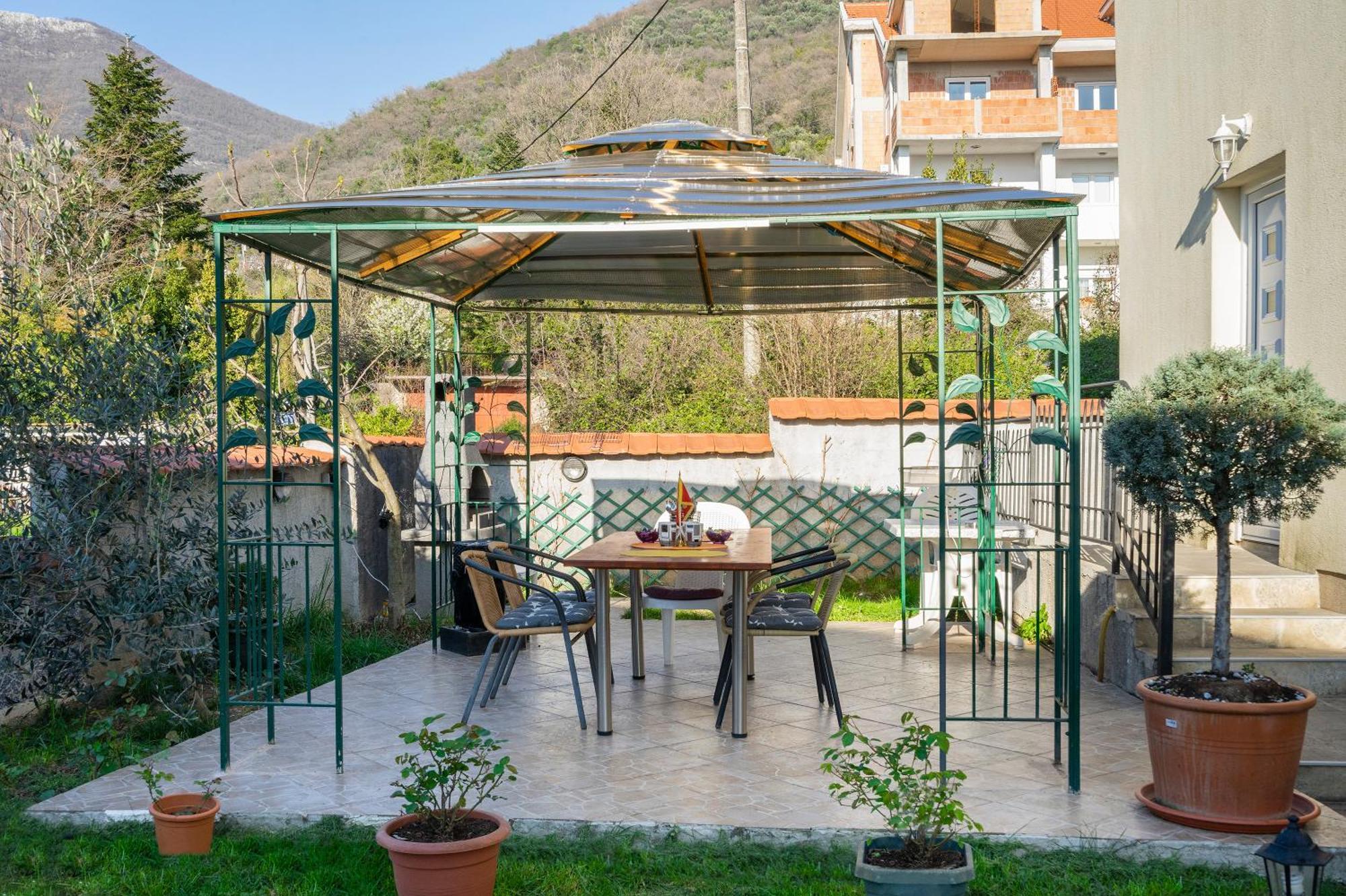 Apartments Viktoria Τίβατ Εξωτερικό φωτογραφία