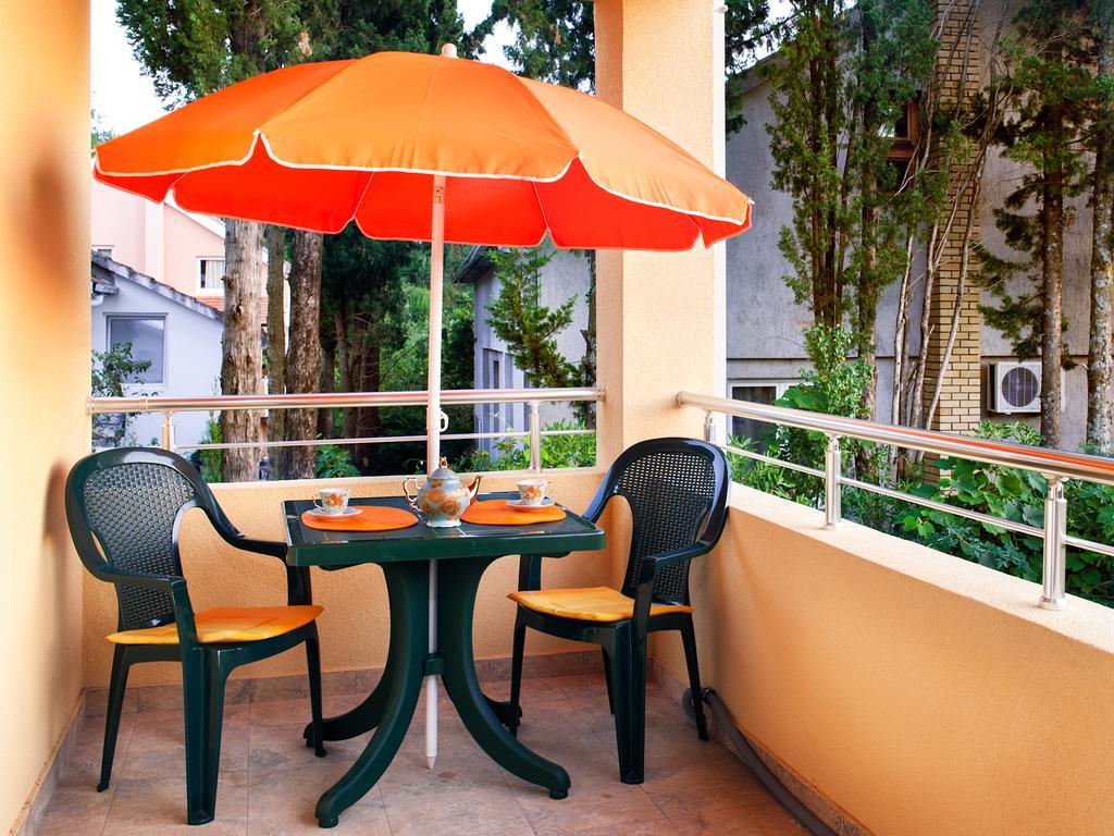 Apartments Viktoria Τίβατ Εξωτερικό φωτογραφία