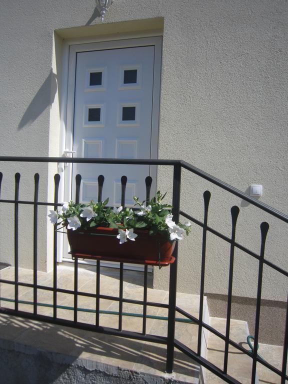 Apartments Viktoria Τίβατ Εξωτερικό φωτογραφία