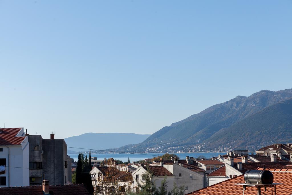 Apartments Viktoria Τίβατ Εξωτερικό φωτογραφία