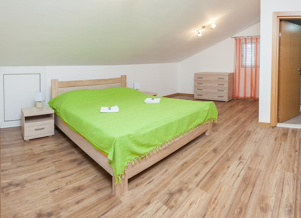Apartments Viktoria Τίβατ Εξωτερικό φωτογραφία