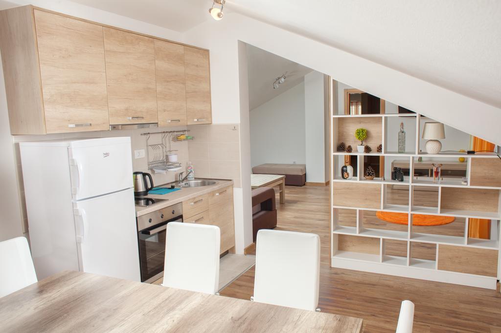 Apartments Viktoria Τίβατ Εξωτερικό φωτογραφία