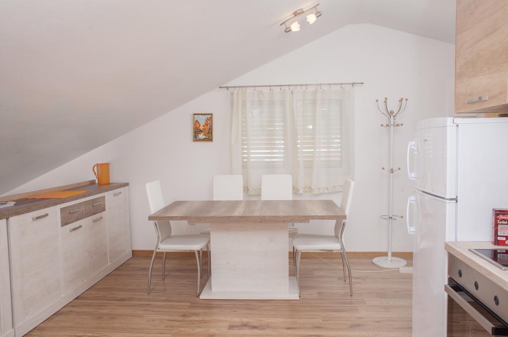 Apartments Viktoria Τίβατ Εξωτερικό φωτογραφία