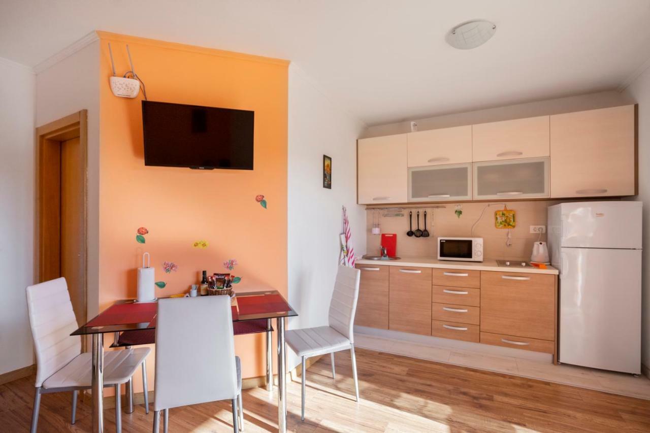 Apartments Viktoria Τίβατ Εξωτερικό φωτογραφία